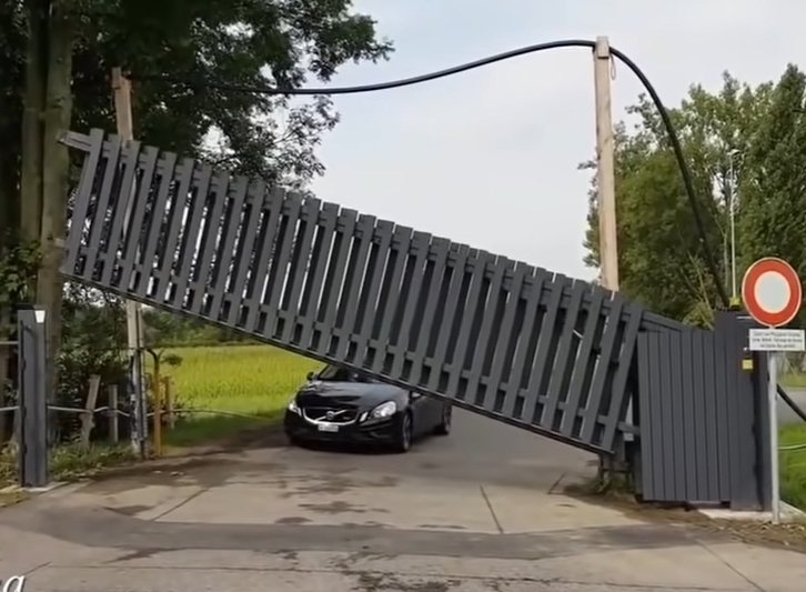VIDEO: Amazing gates and doors