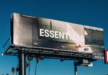 19 FEAR OF GOD _  ESSENTIALS (피오갓 에센셜) 백로고 맨투맨 구매 후기 및 실착 사진(스트릿 패션,  제리 로렌조 패션, 피어오브갓 에센셜 직구 방법, 사이즈, 후드, 바지, 스웬 팬츠, 스웻 셋업 , 맨투..