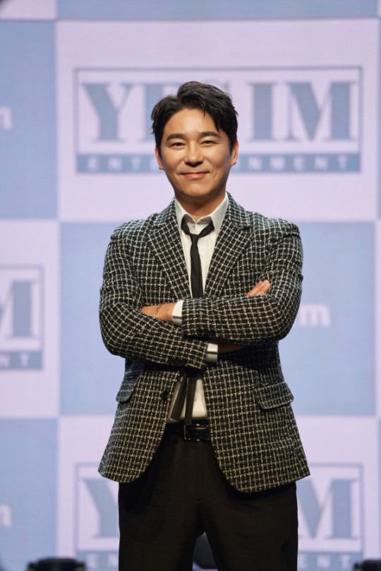 임창정, 라덕연 대표와 美 골프장 계약자리도 동행