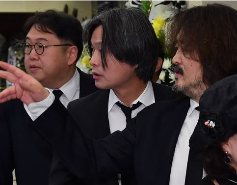 “윤석열 비선”,“주기자를 죽이자”…주진우에 親文 공격
