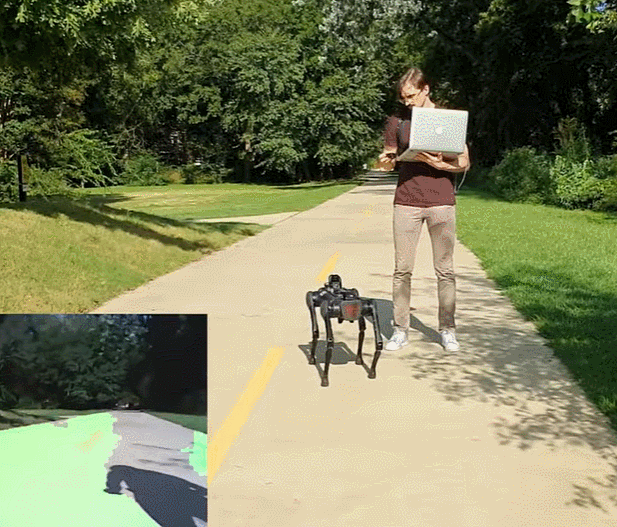 보도에서 장애물 피하며 특정 경로 찾아가는 4족 로봇  VIDEO:Learning to Navigate Sidewalks in Outdoor Environments