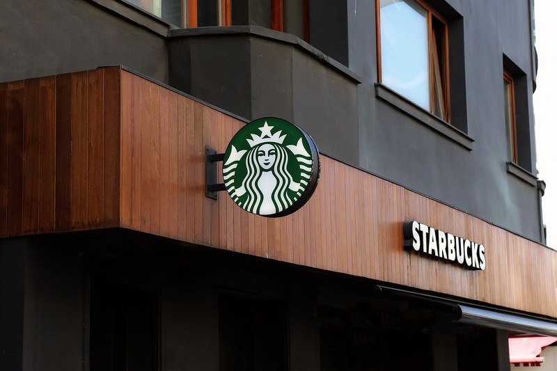 스타벅스(Starbucks) 사업 분야 , 실적, 주가 전망에 대해 알아보기