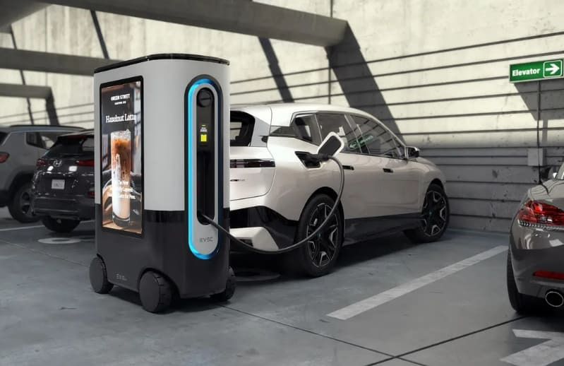 전기차 충전 로봇 Ziggy VIDEO: ZiGGY. The EV charger that comes to you