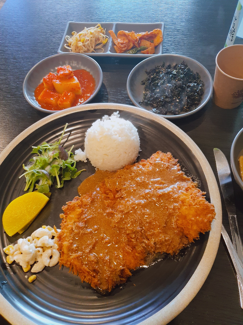 용산 용문시장 도란도란 - 흑돼지 돈까스 추천합니다!