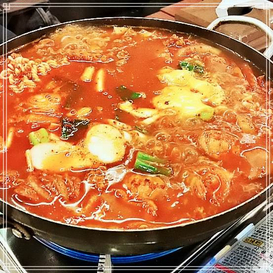 생생정보 마당 시흥 시청근처 송탄 부대찌개 맛집 1414회 대박의기술 버섯, 청국장, 카레, 삼겹살 부대찌개, 부찌 가격 위치 어디