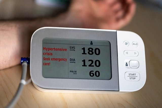 고혈압이란? : 고혈압 예방과 관리 방법, 고혈압 운동, 고혈압 술