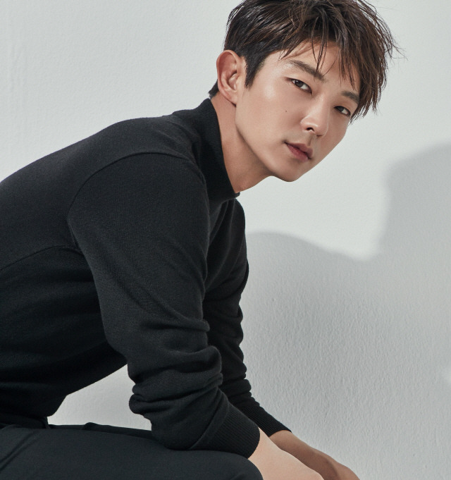 이준기 나이 배우 프로필 결혼 여자친구 학력 고향 가족 군대 드라마