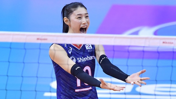 김연경 흥국생명 계약. 연봉 3억5천에 계약한 이유. 갓연경 불리는 이유.