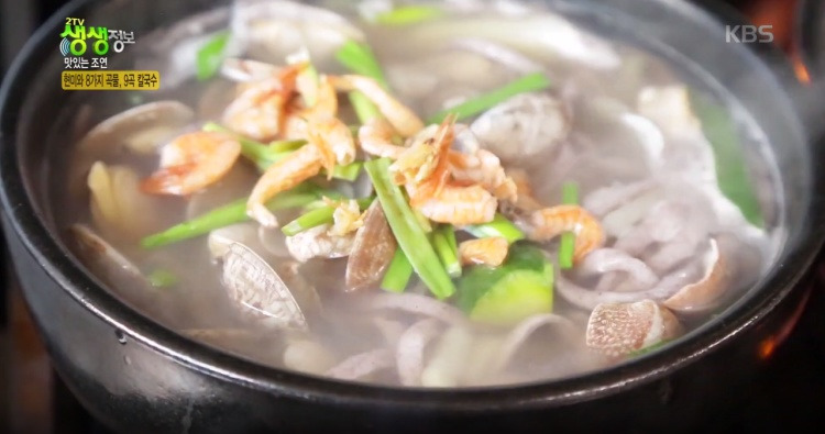 생생정보통 맛집오늘 1466회 뚝배기 칼국수 식당 위치 어디? 메뉴 가격 얼마?