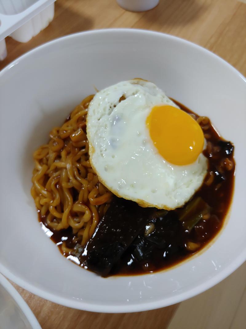 짜파구리 조리법 레시피 맛있게 끓이는 법 앵그리로 매콤하게
