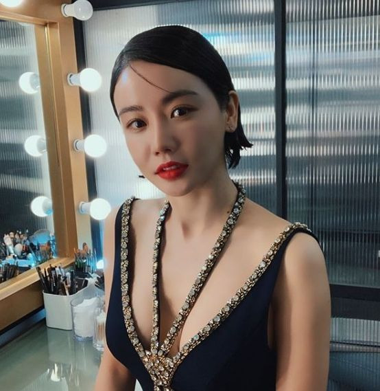 황우슬혜 나이 및 성형중독 논란