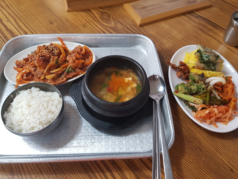 (5점) 경산 진량읍 평사리 대구대학교 한식 맛집 '왕이모네식당'