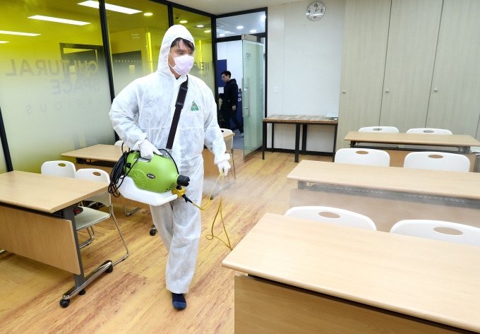 대구 신천지 교회 참석 후 울산 부산 돌아다닌 울산확진자..
