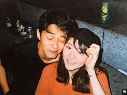 카라타 에리카 히가시데 마사히로