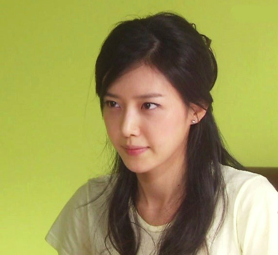 채정안 나이와 이혼.  성형전후 사진