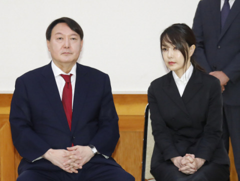 윤석열 부인 김건희 주가조작 연루설? 학력위조? 주식특혜의혹