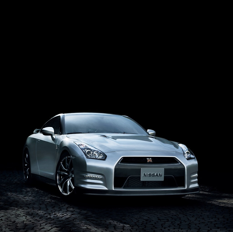 2013 닛산 GT-R 고화질 사진들 추가컷