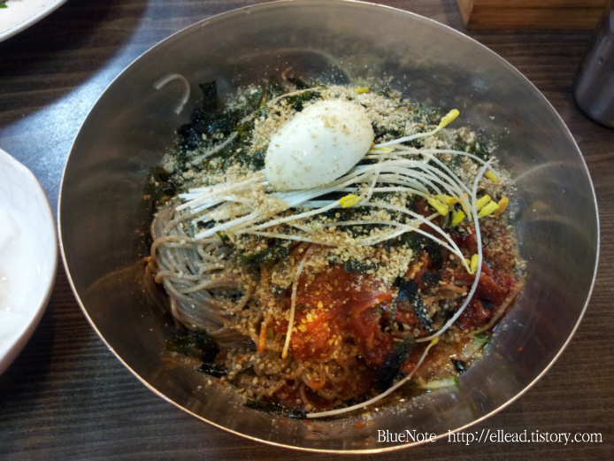 <강남 우면동 맛집> 봉평 메밀 막국수 : 메밀부침과 비빔 막국수