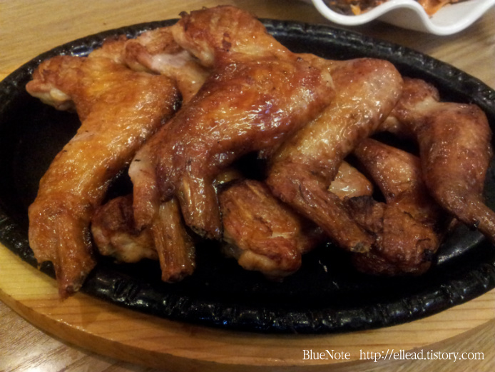 <도곡동 매봉역 맛집> 군닭400 & 국수 : 숯불에 구운 치킨과 다양한 국수