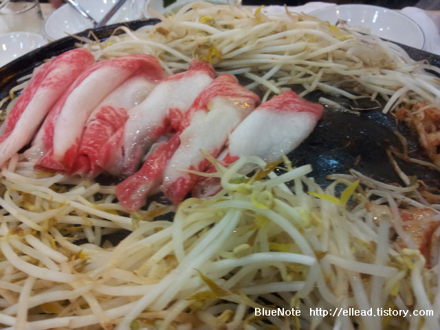<강남구 신사동 맛집> 숏다리 : 아삭한 숙주나물, 신김치와 함께 먹는 숙주 차돌박이