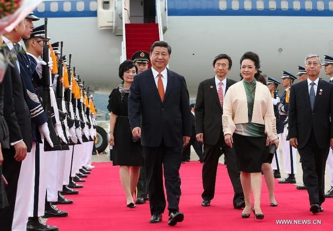 양국 정상회담서 '성숙한 전략적 협력동반자관계' 구축 합의 China, South Korea agree to boost economic ties