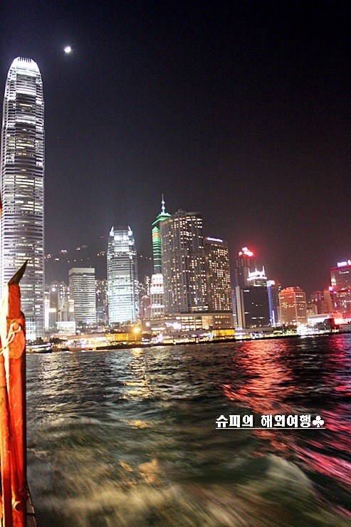 홍콩자유여행 스타페리 느낌있는 이 배