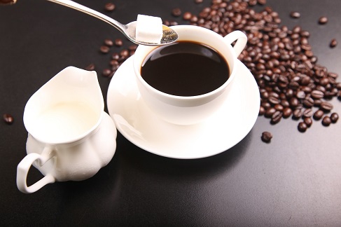 피부관리 상식! 여드름과 커피 (카페인)의 관계!