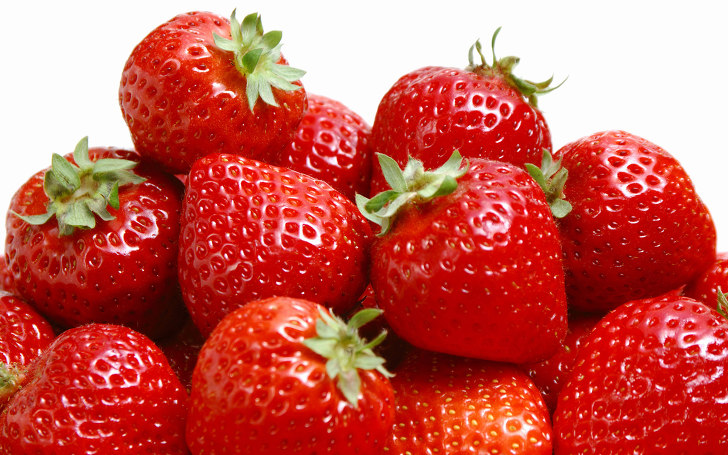 여자들이 딸기를 먹으면 건강해지는 이유 10가지