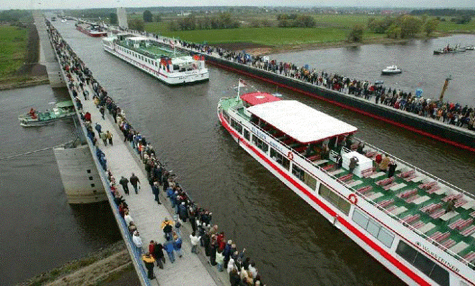 교량위로 배가 다니는 독일 운하교량 German Water Bridge – Magdeburg Canal Bridge VIDEO