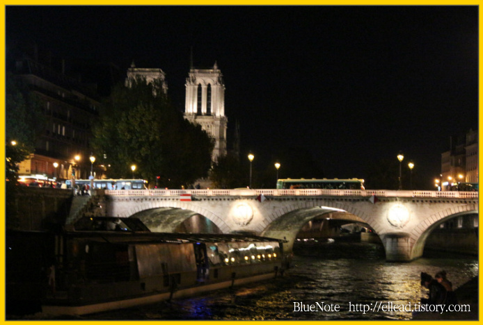 <파리의 다리> 생 미쉘 다리 (Pont Saint Michel)