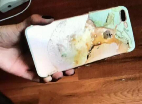 '아이폰7플러스' 중국서 충전 중 폭발
