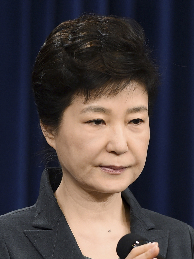 대한민국 헌정 사상 최초로 탄핵이 인용되어 파면된 대통령 박근혜