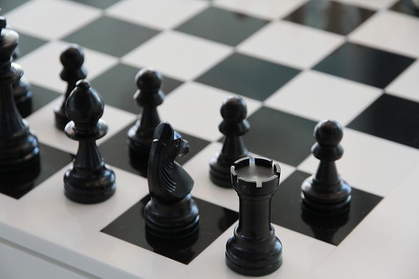 체스(Chess)를 배울수 있는 동영상 사이트-Chesscademy
