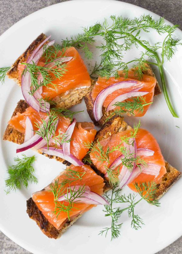 연어 그라브락스 Salmon Gravlax