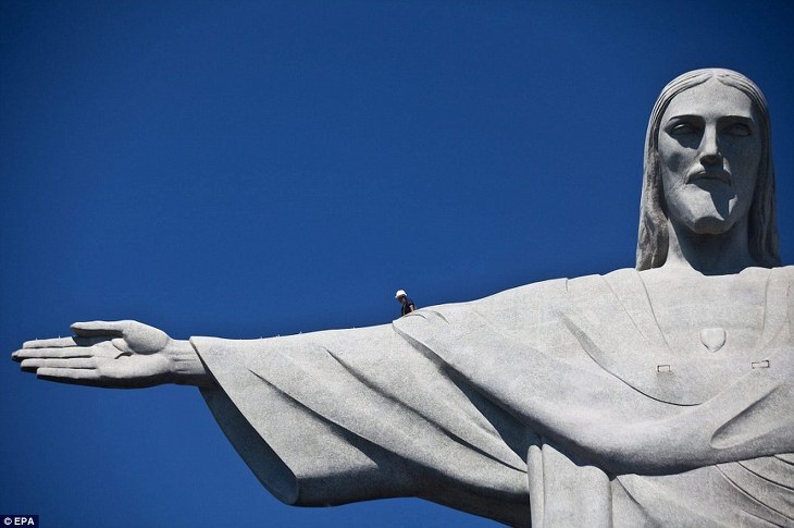 세계 7대 불가사의 '브라질 그리스도상' Rio de Janeiro's famed Christ statue in Brazil VIDEO