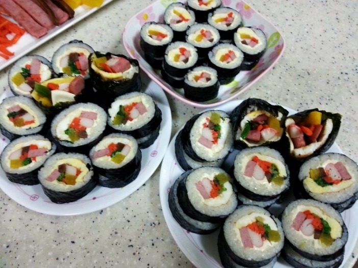 와이프가 김밥 했네요