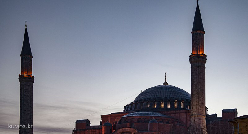 이스탄불 관광명소 여행: 아야소피아, 탁심,  바자르,  갈라타 다리