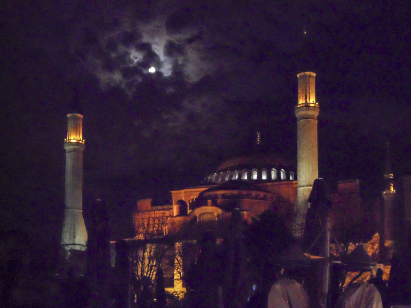 유럽자유여행 이스탄불투어 - 아야소피아 성당, 톱카프 궁전, 술탄아흐메트 지구, 블루모스크