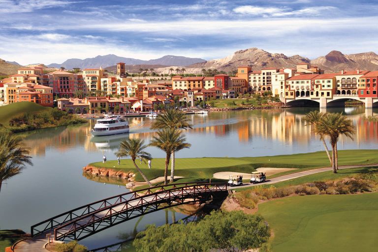 Lake Las Vegas  |  A beautiful village for residents and tourists.