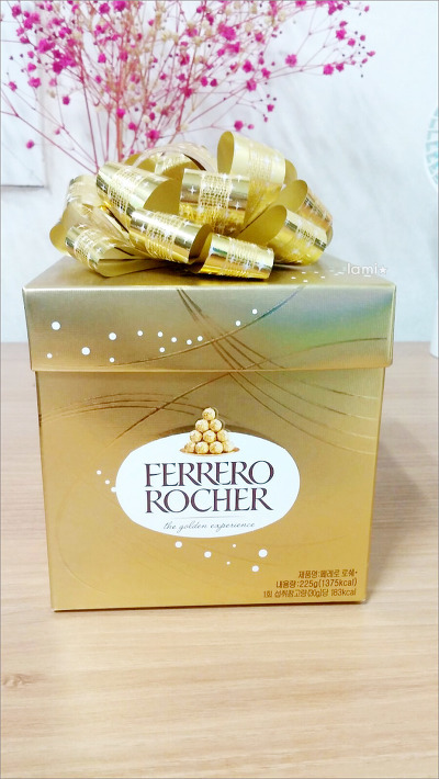 페레로로쉐 고급스러운 초콜릿 선물