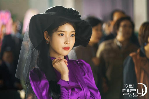 아이유가 '바퀴 달린 집'에  게스트로 출연
