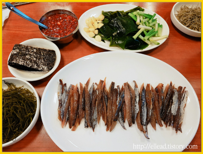 <무교동 오래된 맛집> 영덕회 식당 : 과메기, 도루묵 찌개