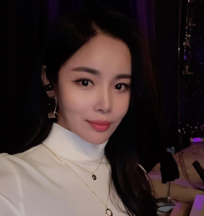 가수 조정민 본명, 나이, 키, 고향, 학력, 피아노, 소속사