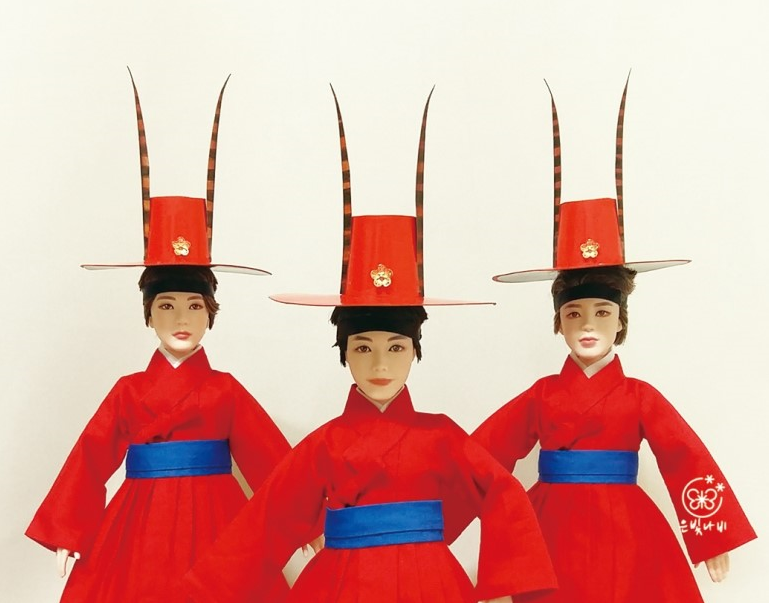 Korean traditional costume/