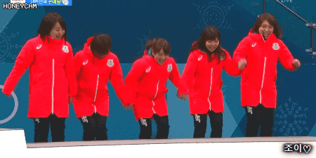동메달 수상하는 컬링 일본 대표팀
