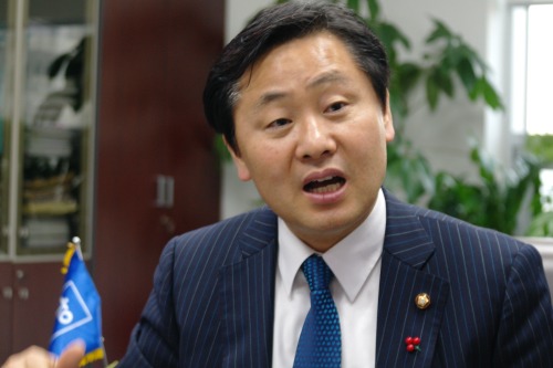바른미래당 김관영 사퇴