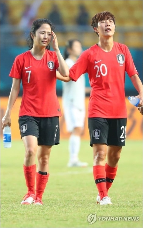 AG축구 여자축구 일본 준결승전 아쉬운 게임, 이민아 위로하는 김혜리
