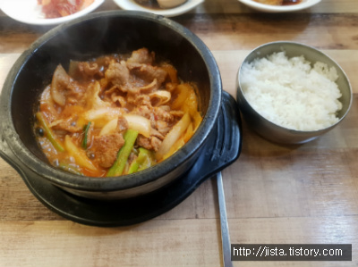 [연대 서문 맛집] 돼지불백이 맛있는 연희동 한식 맛집 추천 :: 파파 리뷰