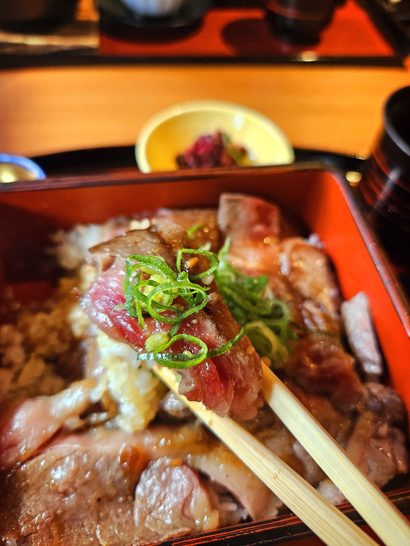 교토 스테이크 덮밥이 맛있는 아라시야마 키주로 오픈런 후기