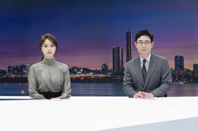 JTBC '뉴스룸'→'정치부회의' 전면 개편, 포맷·편성시간·내용 변경